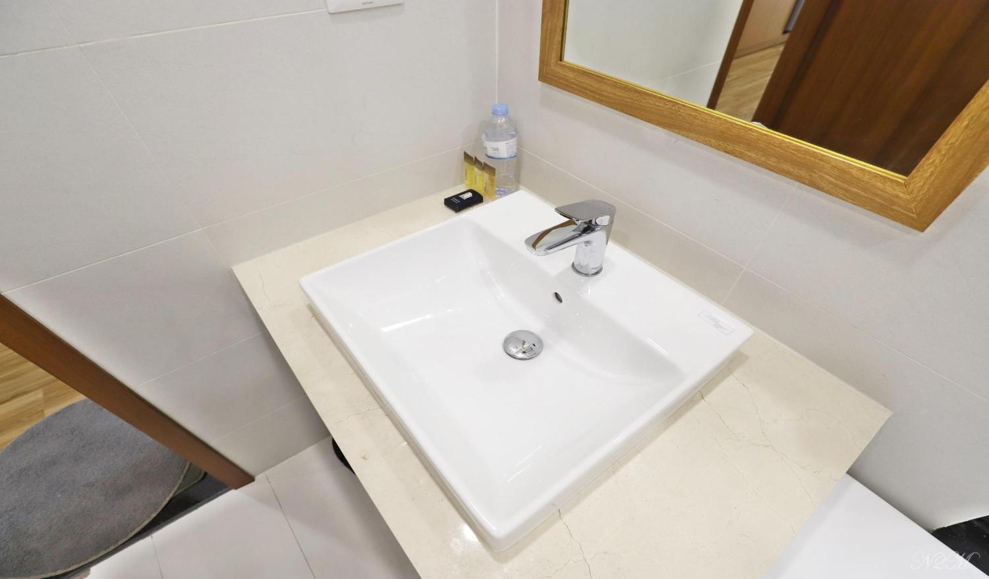 Luxe Paradise Residence 535 Kim Ma ハノイ市 エクステリア 写真